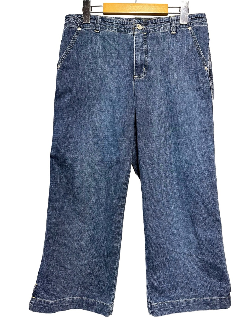 JONES & CO Denim Capri Pants Wide Leg Utility Pocket Coastal Casual 10